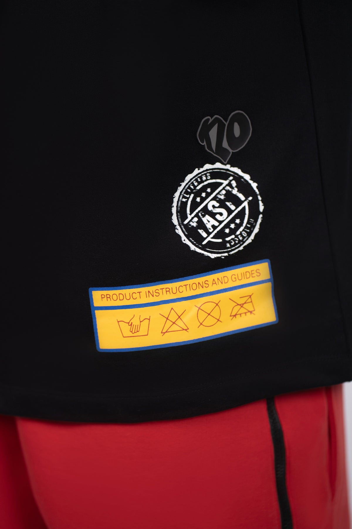 LABEL TEE - BLACK