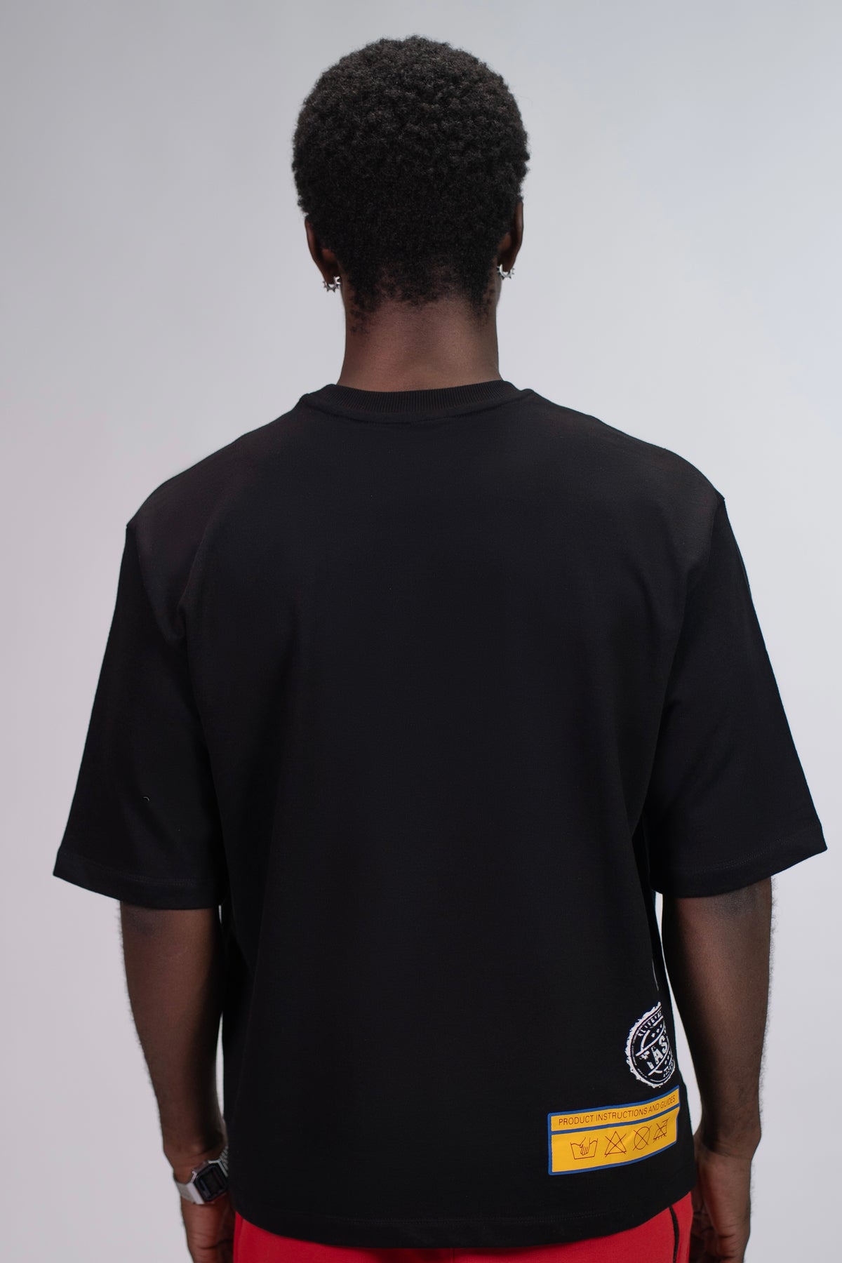 LABEL TEE - BLACK