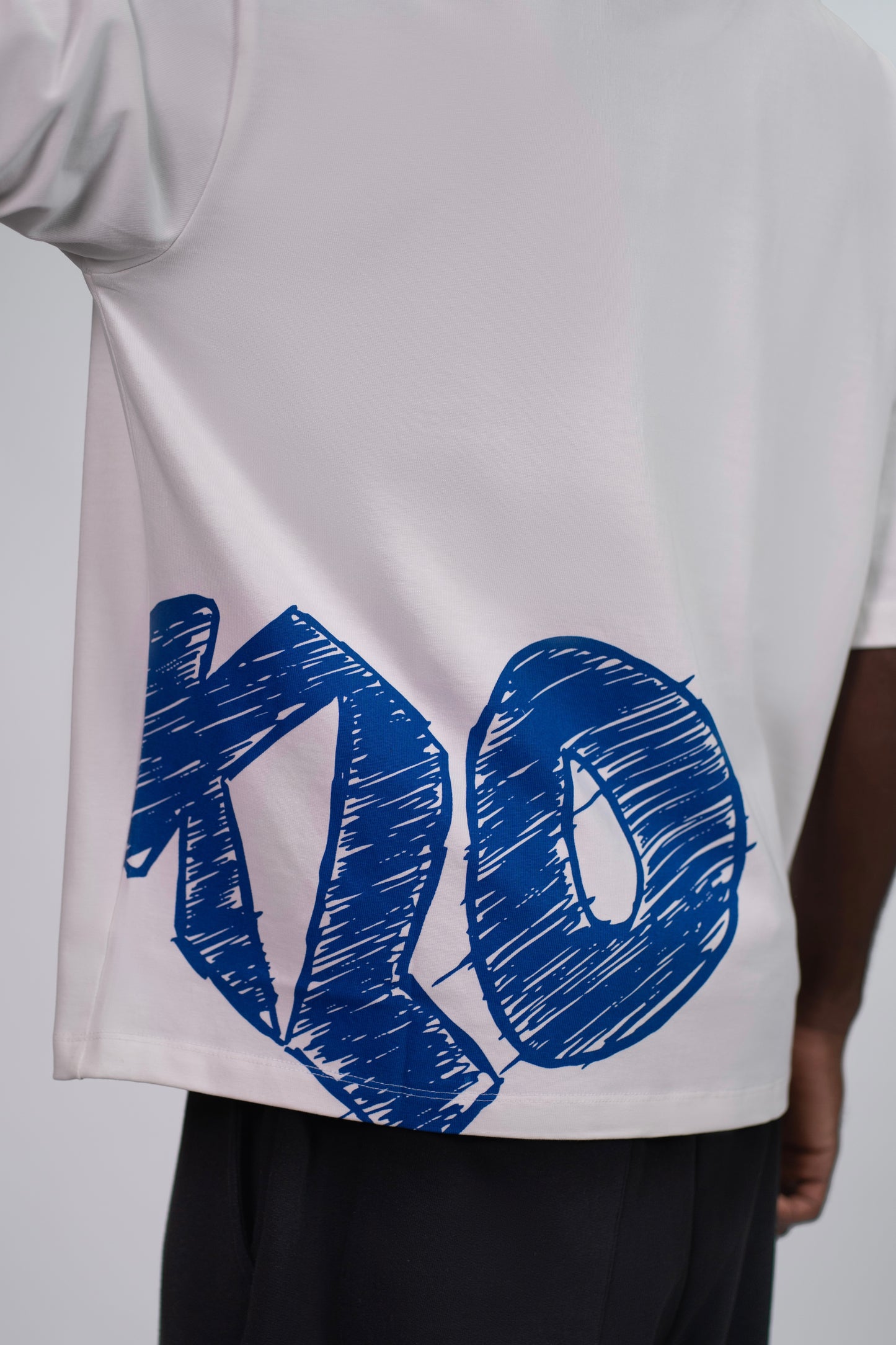 SKETCH TEE - WHITE