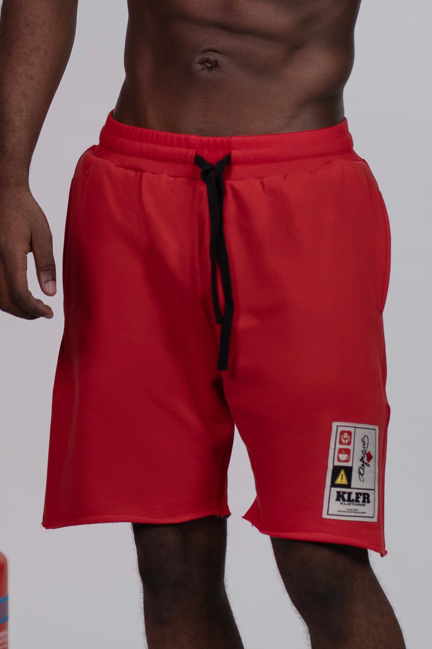 LABEL SHORTS - RED